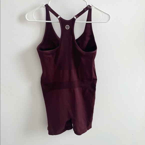 Tory Sport Short Bodysuit - Picture 4 of 6
